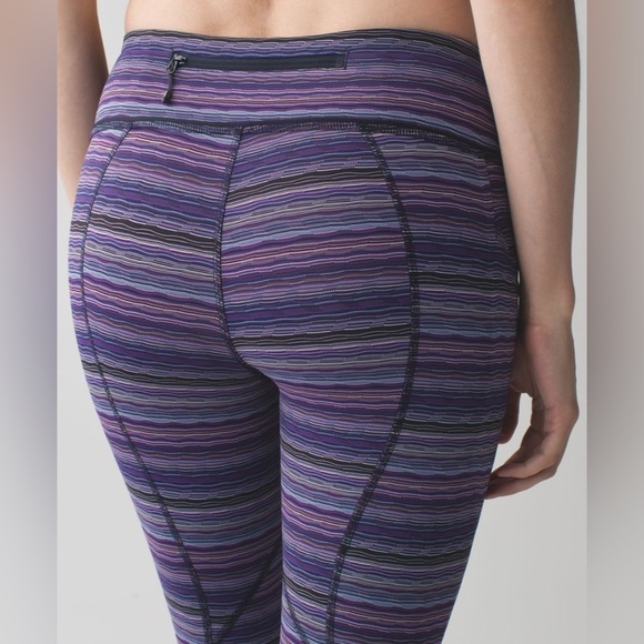 Lululemon Pace Rival Crop in Space Dye Twist Ultra Violet Multi / Blue - Picture 4 of 14